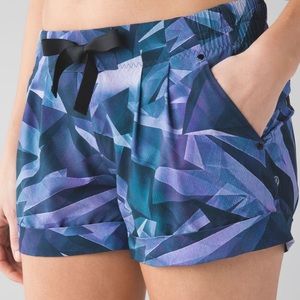 Lululemon Spring Break Away Shorts Size 10